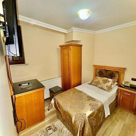 Grand Papirus Hotel Истанбул Екстериор снимка