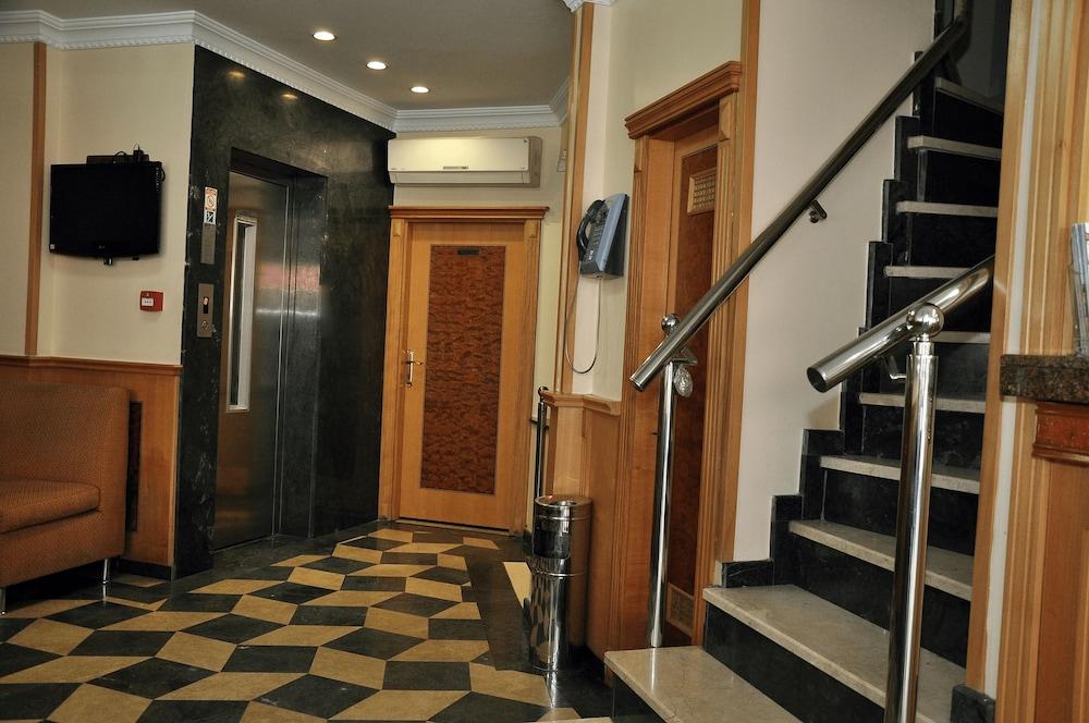 Grand Papirus Hotel Истанбул Екстериор снимка